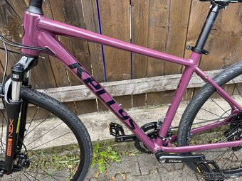Kellys Phanathic 30 Dark Plum 2025, veľ. M, v záruke - 2