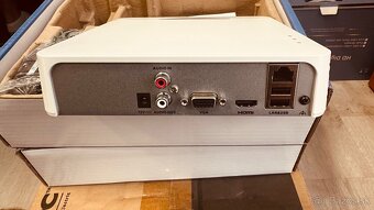 Hikvision HiWatch DS-N104 - 2