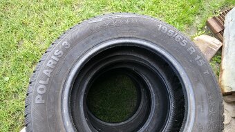 Predám zimné pneumatiky 195/65 r15 - 2