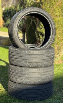 Letné pneu Continental ContiPremiumContact2 215/40 R17 - 2