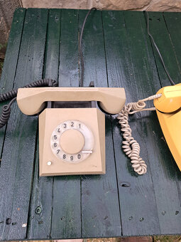 Predam funkcne retro telefony - 2