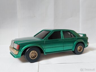 Model auta Mercedes Benz 190E - 2