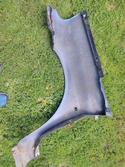 Predný pravý blatník na Renault Thalia 1999 až 2001 - 2