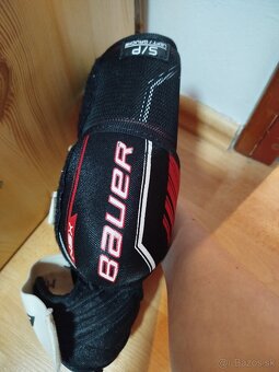 Hokejové chrániče na lakte - 2