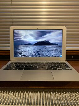 MacBook Air 11” - 2