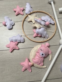 Kolotoče nad postieľku pre dievčatko - 2