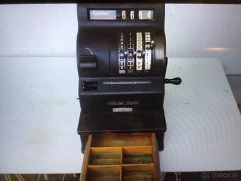 Starožitna kasa - 2