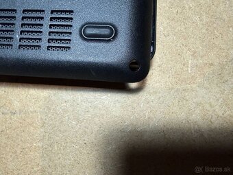 redám notebook Dell 5590 na diely alebo opravu. - 2