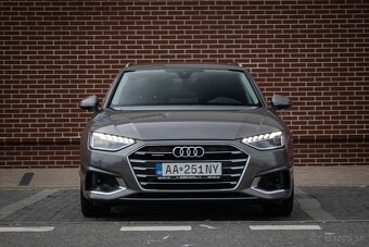 Audi A4 Avant 40 2.0 TDI S tronic - 2