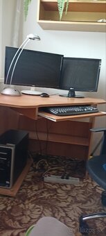 Počítač s príslušenstvom - 2