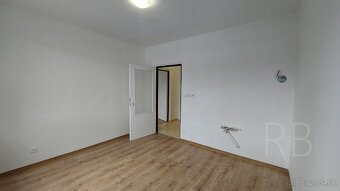 1 izb. byt Slovenska Lupca - 2