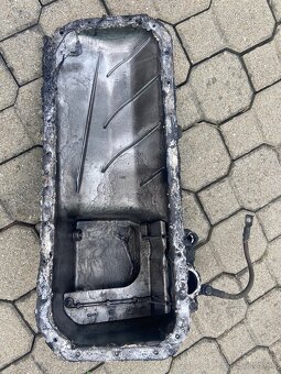 BMW 324td E30 Olejová vaňa - 2