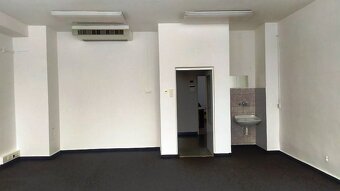 Kancelária 39,5 m2 s umývadlom v BA III na prenájom - 2