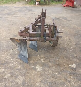 Pluh 3-radlicny AGROMET - 2