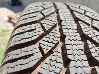 Predam 4ks pneu 175/70/r14 zimne na diskoh 5x100 ET 35 - 2