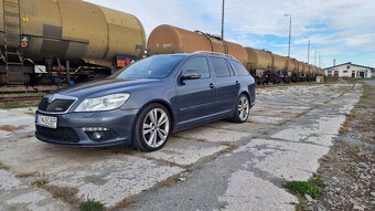 Škoda octavia combi 2 RS 2.0 TDI DSG - 2