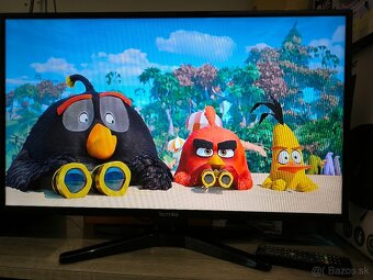 LED TV 80 / 82 cm Technika SM32-240-AW15B - 2
