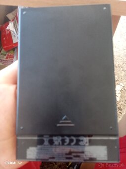 Dobry predam tento externy box urgeen - 2