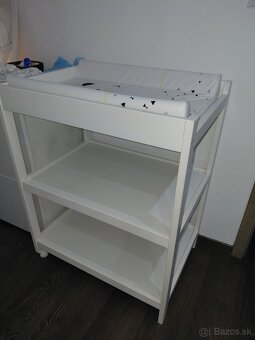 Prebalovaci pult s podložkou - 2