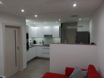 Vymením 1,5-izbový byt za 4 izbový byt - 2