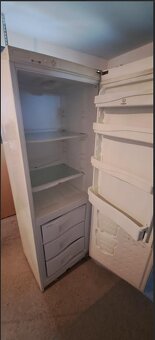 Chladnicka s mraznickou - 2