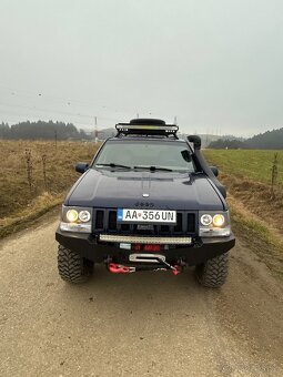 Jeep Grand Cherokee 5,2 - 2