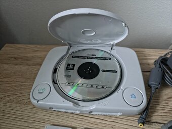 Playstation 1 (one) - 2