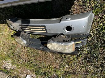 Range Rover L322 facelift predek - 2