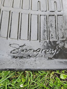 Predám na Audi A4 4ks gumené rohože - 2