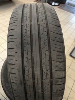Dunlop Grandtrek 225/60R18 100H - 2