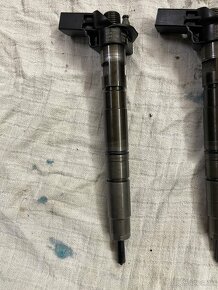 Vstreky 2.0 TDi 03L 130 277 - 2