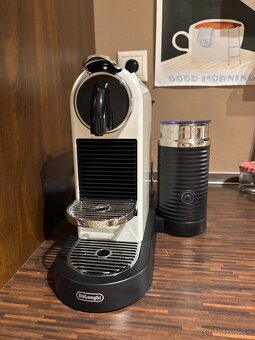 Kávovar na kapsuly Nespresso De\'Longhi CitiZ White EN267. - 2