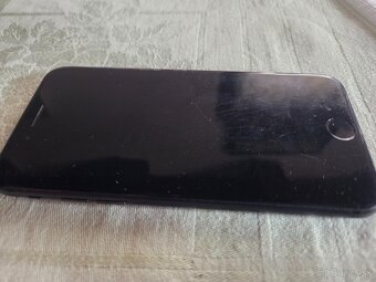 Iphone 7 čierny 32 gb používaný plne funkčný je v horšom sta - 2