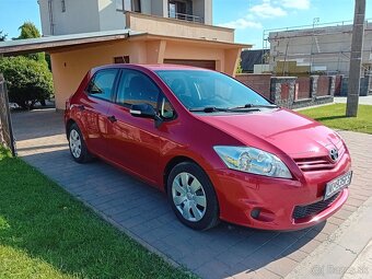 Toyota Auris Touring Sports Hatchback 97kw Manuál - 2