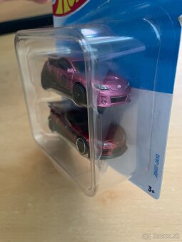 HotWheels set - Subaru a Toyota - 2