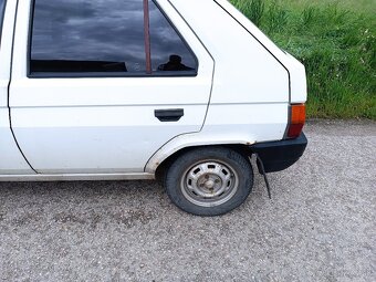 predam skodu favorit 135 l - 2