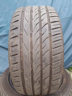 Ponúkame 2 letné pneumatiky Matador Hectora 235/45 R17 - 2