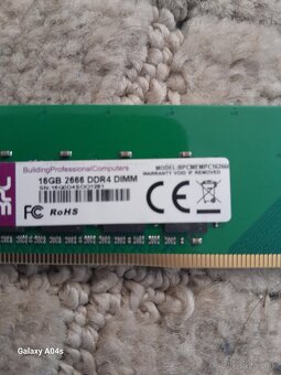 2× RAM 16 GB DDR 4 - 2