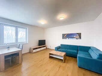 Dvojizbový byt s balkónom na prenájom, Vráble - 2