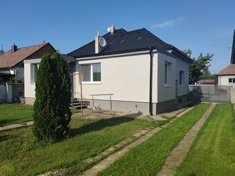 4-izbový rodinný dom v Zelenči - 2