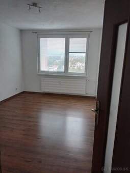 Prenájom veľký 2 izb.byt, ul Dlhá, Chrenová balkón - 2