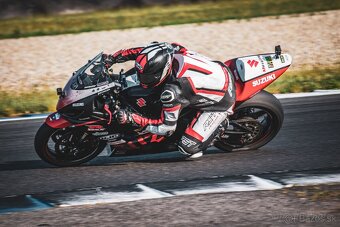 Suzuki GSXR 600RR k5 (okruhovka) - 2