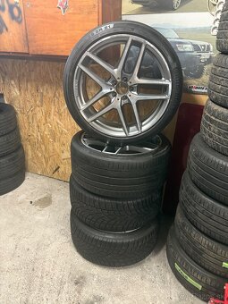 275/35r21 - 2