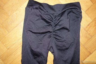 Dámske push up legíny XS - 2