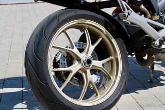 Ducati Monster 1100S - 2