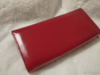 Dámska červená peňaženka Cavaldi v krabicke - 2