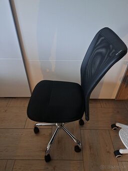 Kancelárska stolicka - 2