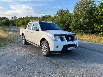 Nissan Navara DoubleCab 3.0 V6 Platinum - 2