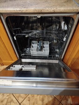 Umývačka riadu - 2