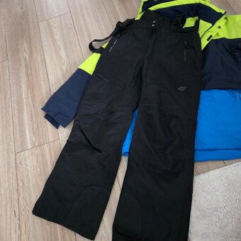 4F lyžiarské oblečenie - 2